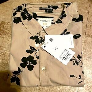 Denim and flower size 5/6 boys